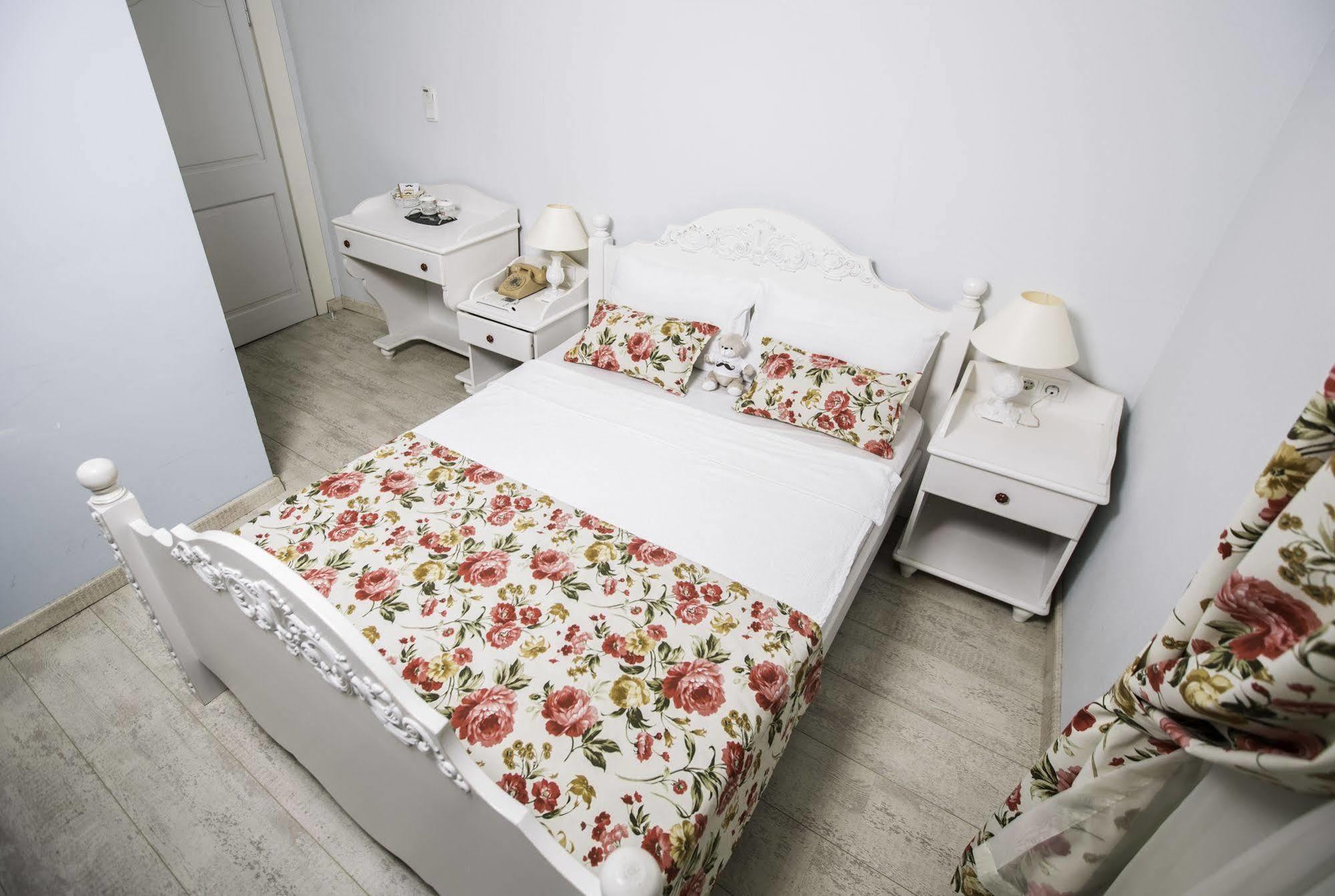 The White Hotel アラカティ エクステリア 写真